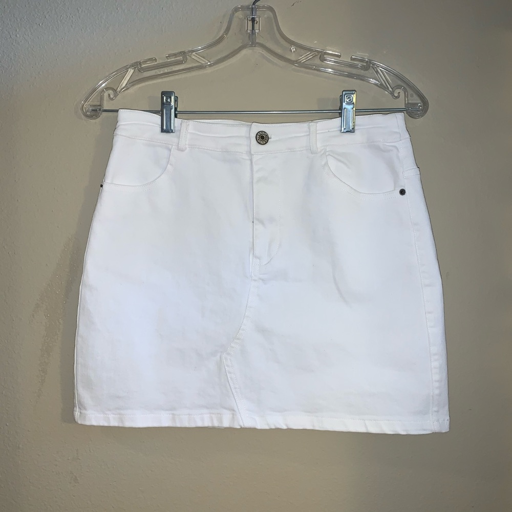 Lizard Thicket White Denim Skirt
